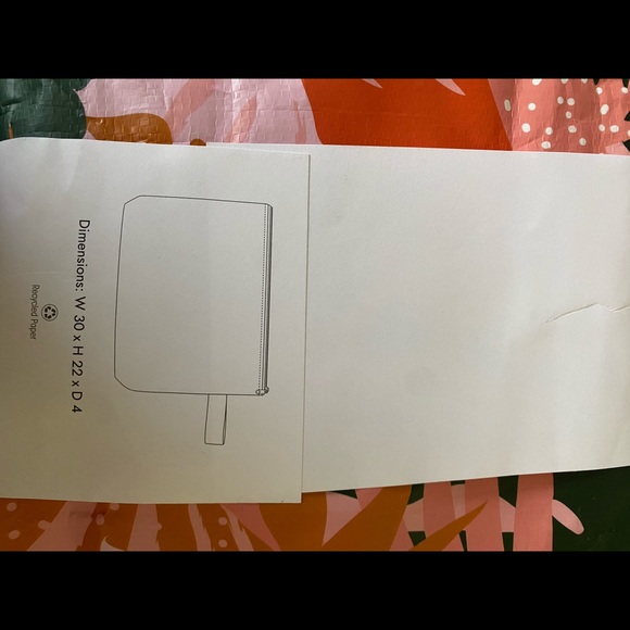 NWT Kollab Clutch Summer Leaves Bag - Picture 3 of 9